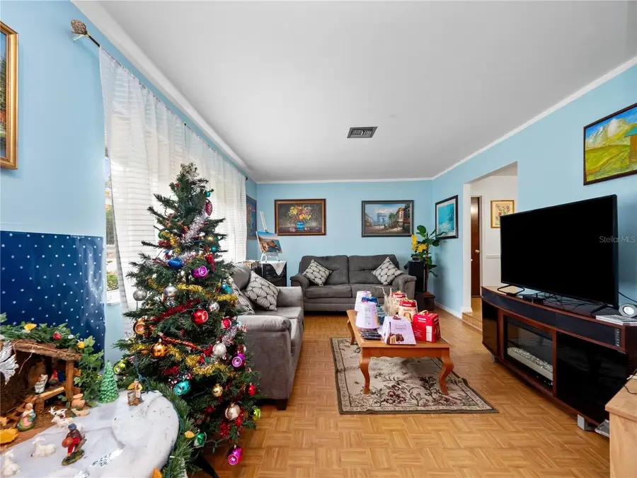 7002 Crestlake Drive, Orlando, FL 32819 - Image #3