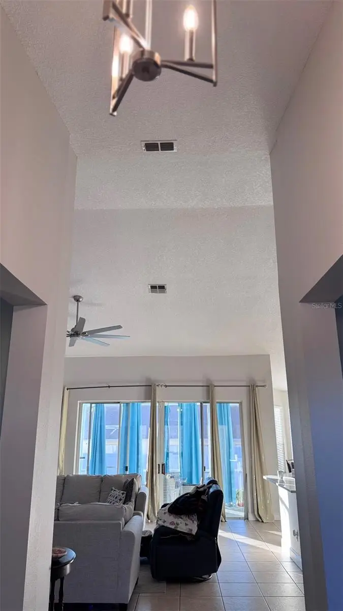 1975 Florence Vista Boulevard, Orlando, FL 32818 - Image #2