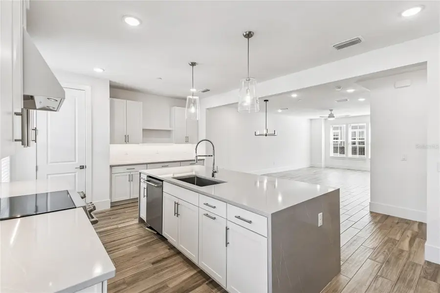 1824 Liphock Alley #30, Orlando, FL 32803 - Image #3