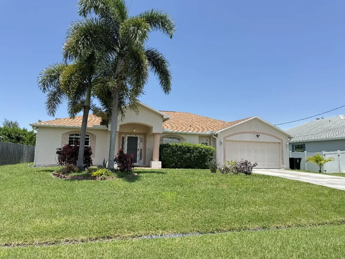 5338 NW South Crisona Circle, Port Saint Lucie, FL 34986 - #1
