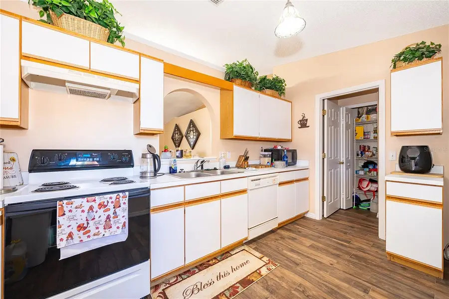 4044 Iveyglen Avenue, Orlando, FL 32826 - Image #2