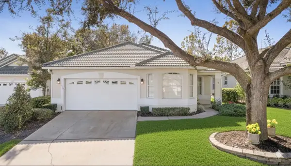 439 Foxhill Drive, DEBARY, FL 32713