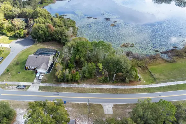 33 S Courtland Boulevard, DELTONA, FL 32738