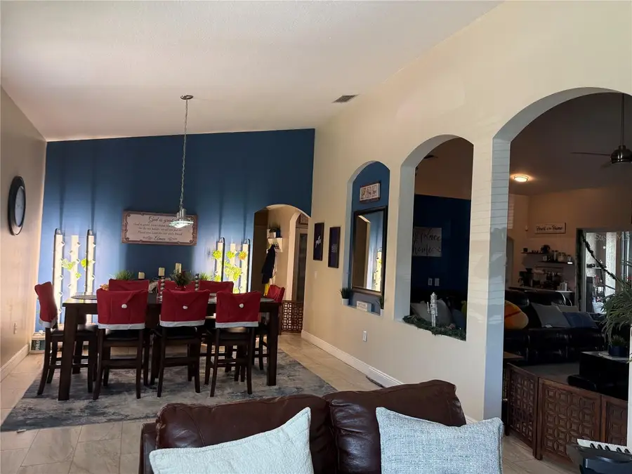 4528 River Close Boulevard, Valrico, FL 33596 - Image #3