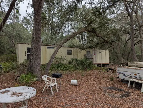 10635 NE 207th Lane, FORT MC COY, FL 32134