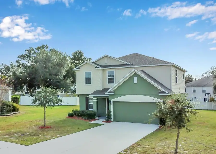807 Glen Creek Court, Fruitland Park, FL 34731 - Image #2