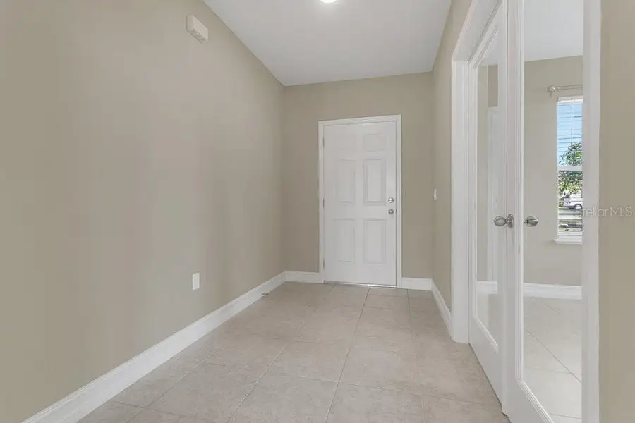 807 Glen Creek Court, Fruitland Park, FL 34731 - Image #3