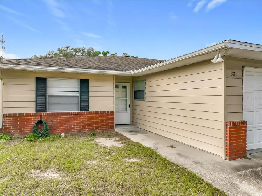 201 Fern Court, Leesburg, FL 34748 - Image #3
