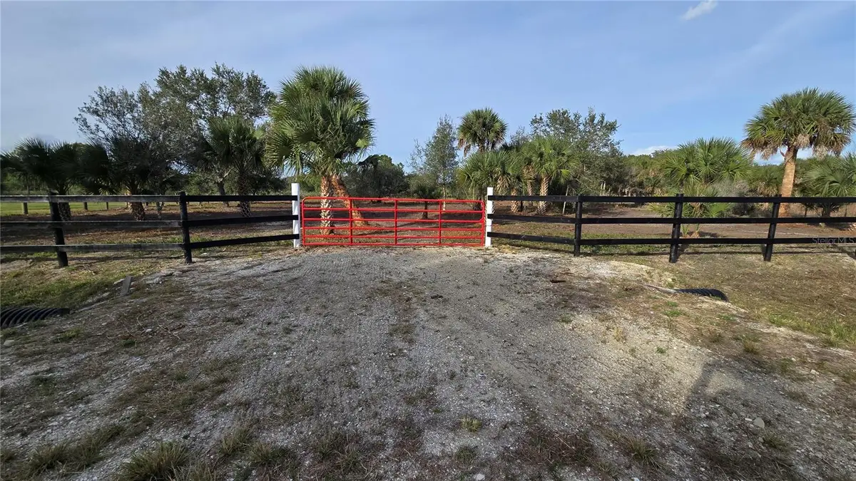 15783 NW 296th Street, Okeechobee, FL 34972 - Image #1