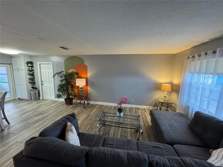 7556 Hidden Hollow Drive, Orlando, FL 32822 - Image #3