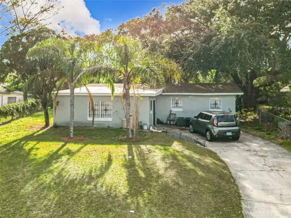 444 Sunnyview Circle, ORLANDO, FL 32810