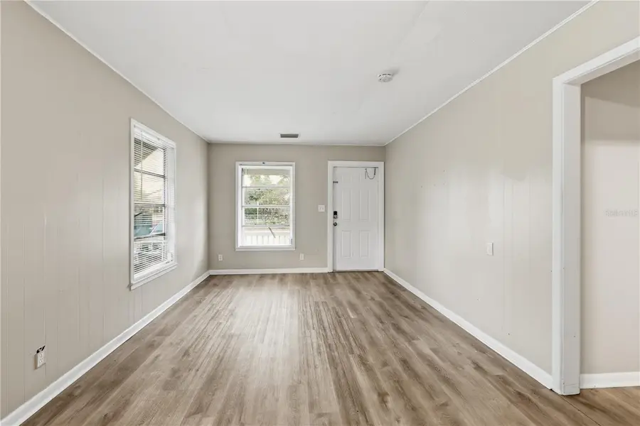 726 Forest Hill Boulevard, West Palm Beach, FL 33405 - Image #3