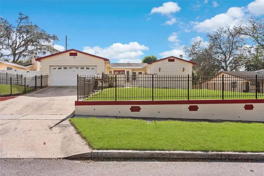 6120 Castlewood Lane, Orlando, FL 32808 - Image #2