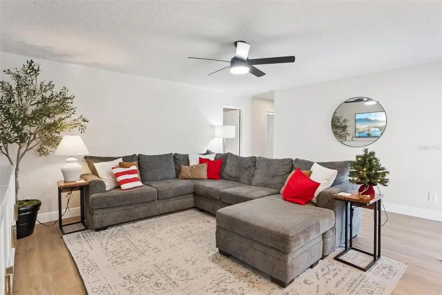 10016 Bridlewood Avenue, Orlando, FL 32825 - Image #3