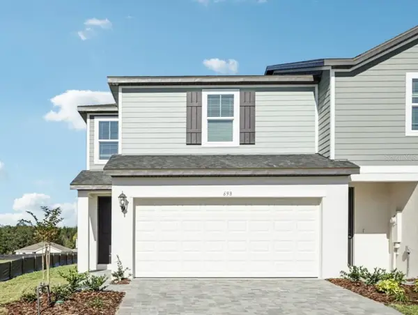 686 Muhly Way, LADY LAKE, FL 32159