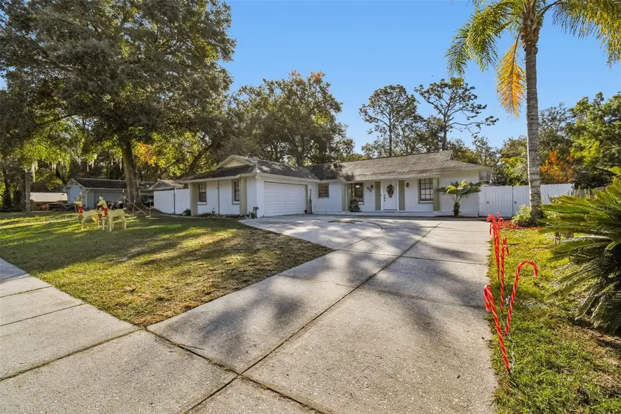 529 Bison Circle, Apopka, FL 32712 - Image #2