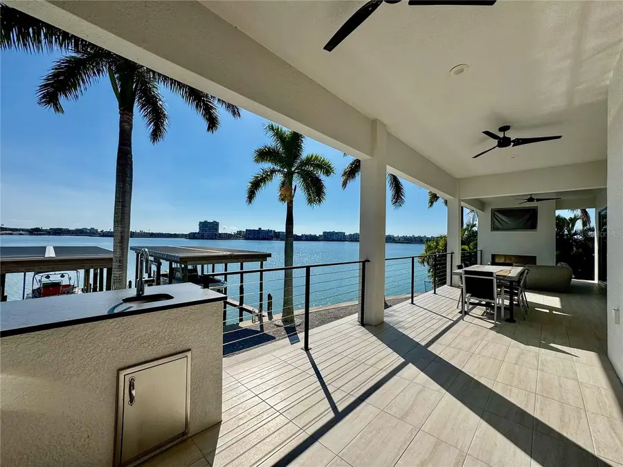 7801 9th Avenue S, Saint Petersburg, FL 33707 - Image #2