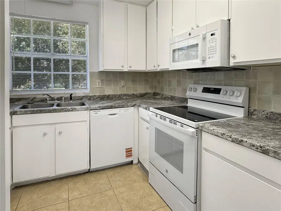 508 Banyon Tree Circle #202, Maitland, FL 32751 - Image #3