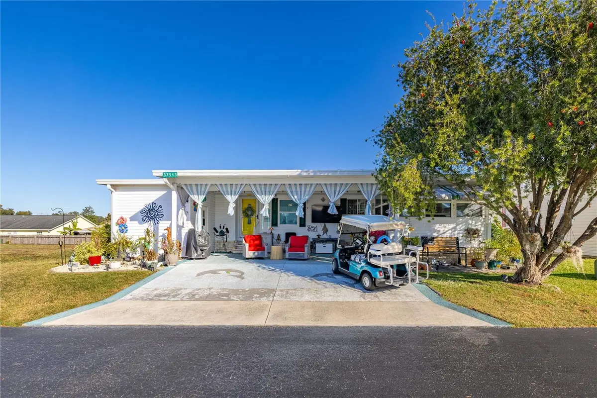 37513 Campo Avenue, Zephyrhills, FL 33541 - Image #1