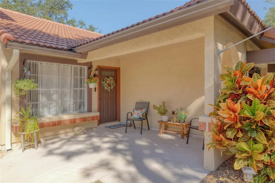 898 Brow Court Ne, Palm Bay, FL 32905 - Image #2