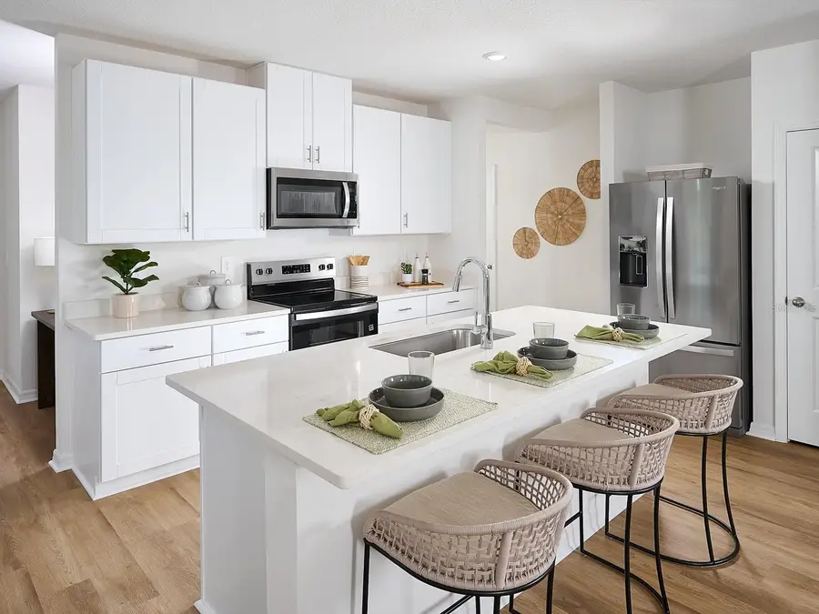 13513 Shellmore Avenue, Palmetto, FL 34221 - Image #2