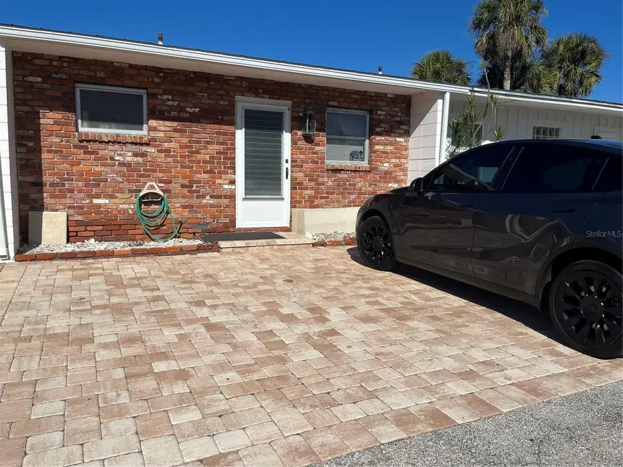 701 Saint Judes Drive S #3, Longboat Key, FL 34228 - Image #2