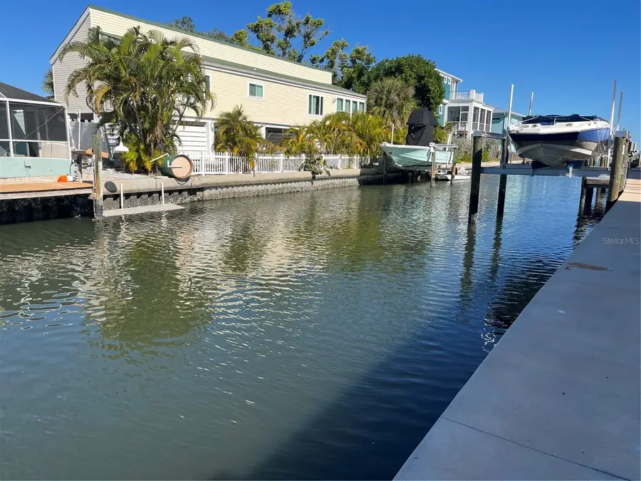 701 Saint Judes Drive S #3, Longboat Key, FL 34228 - Image #3