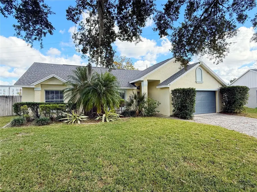 132 Robbins Rest Circle, Davenport, FL 33896 - Image #2