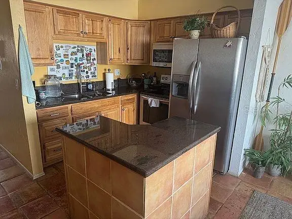 525 Manatee Court #8, Venice, FL 34285 - Image #3