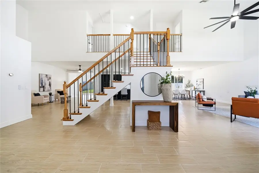 2706 Gretagreen Court, Orlando, FL 32835 - Image #2