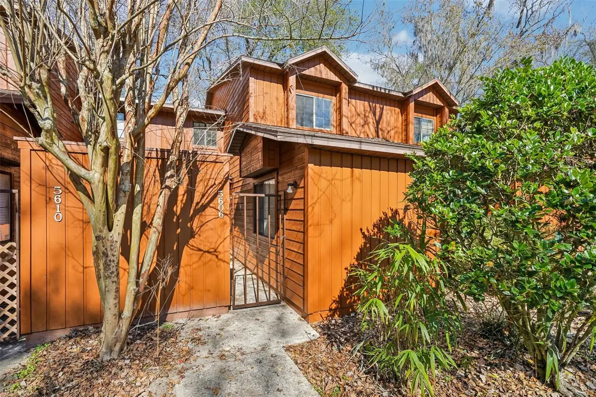 5606 SW 8th Place, Gainesville, FL 32607 - Image #1