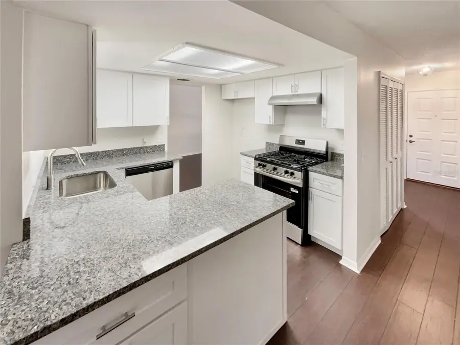 352 Sesame Avenue, Apopka, FL 32703 - Image #2