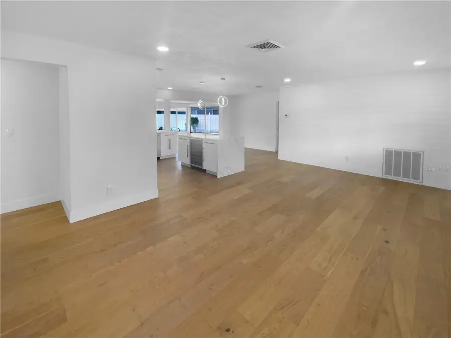 8001 13th Avenue S, Saint Petersburg, FL 33701 - Image #3