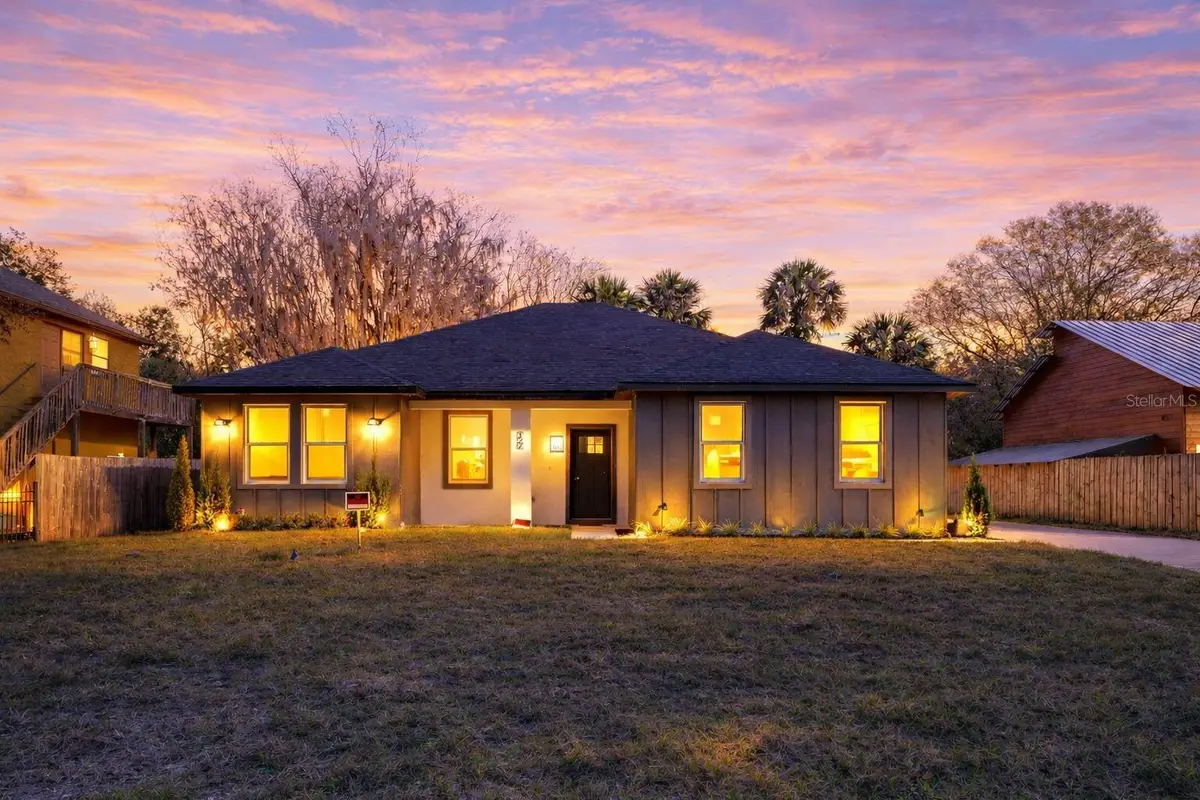 127 Hibiscus Lane, Deltona, FL 32738 - Image #1