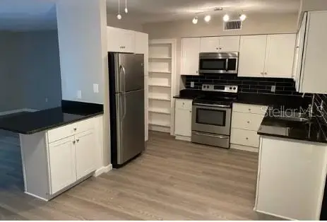 1123 Elmwood Street, Orlando, FL 32801 - Image #2