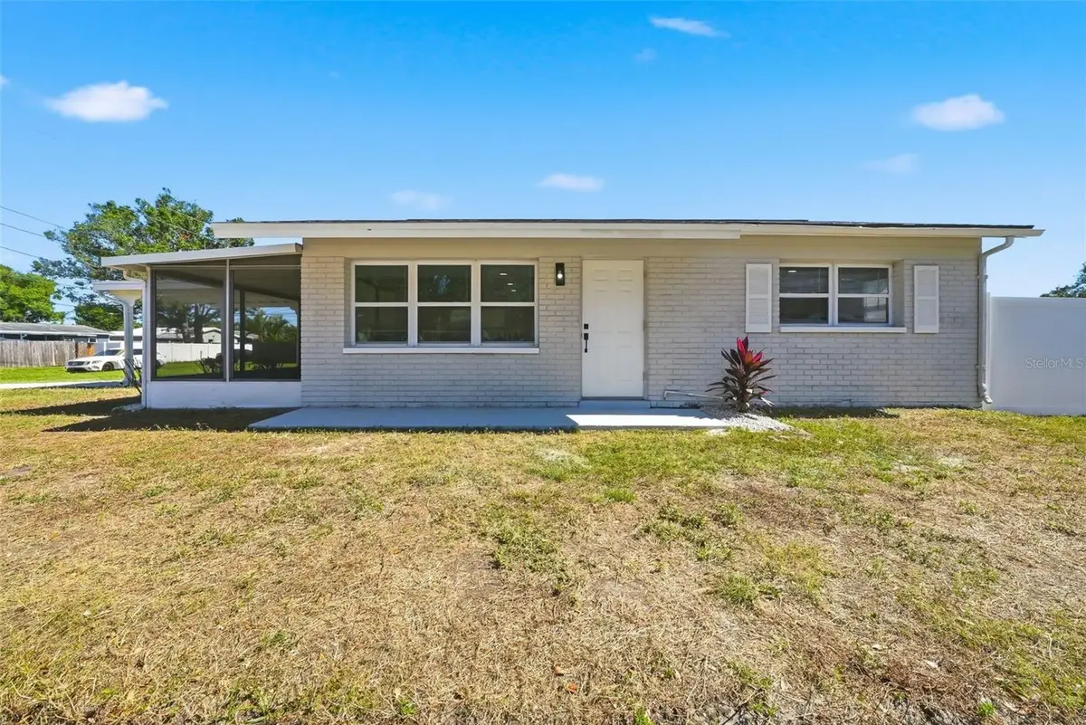 301 58th Street N, Saint Petersburg, FL 33710 - Image #1