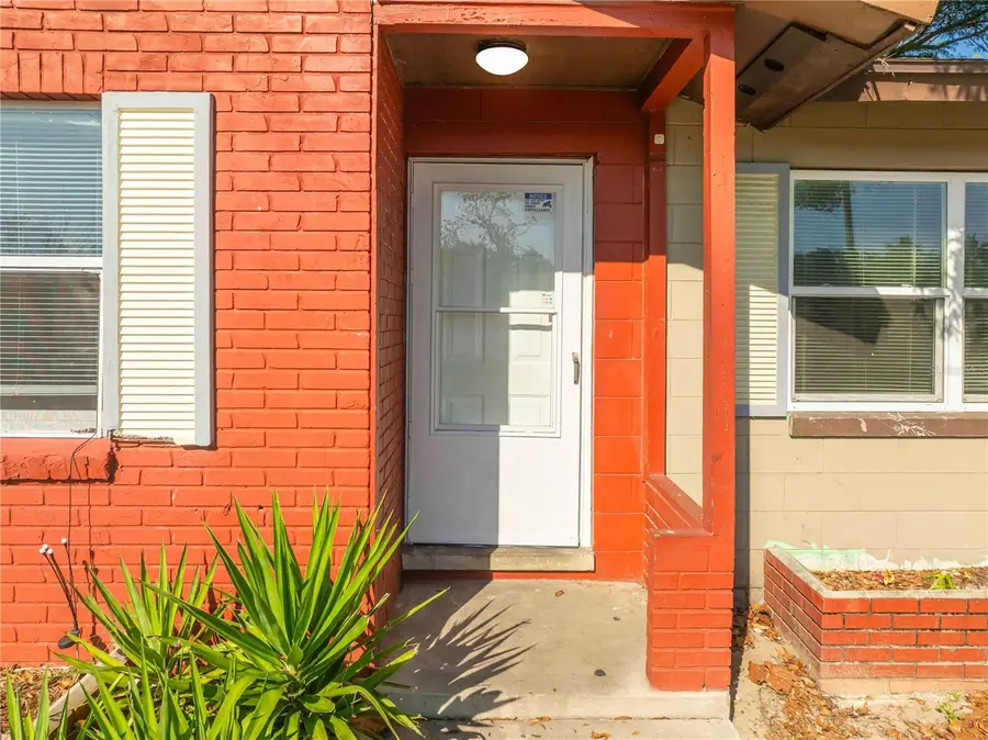 21 E Celeste Street, Apopka, FL 32703 - Image #2