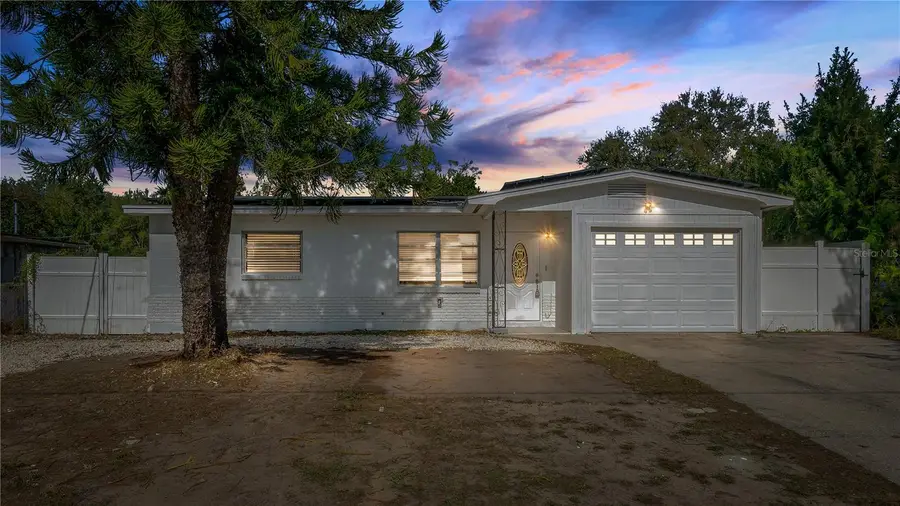 306 E 119th Avenue, Tampa, FL 33612 - Image #2