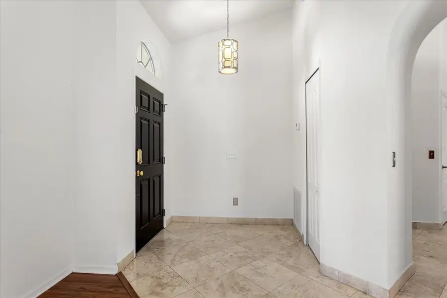 13714 Huntwick Drive, Orlando, FL 32837 - Image #2