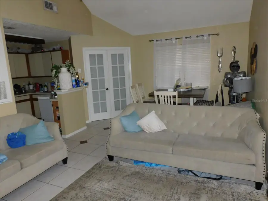 575 Bloomington Court #28, Altamonte Springs, FL 32714 - Image #2
