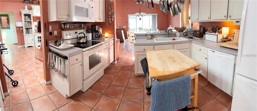 154 Woodbury Pines Circle, Orlando, FL 32828 - Image #2