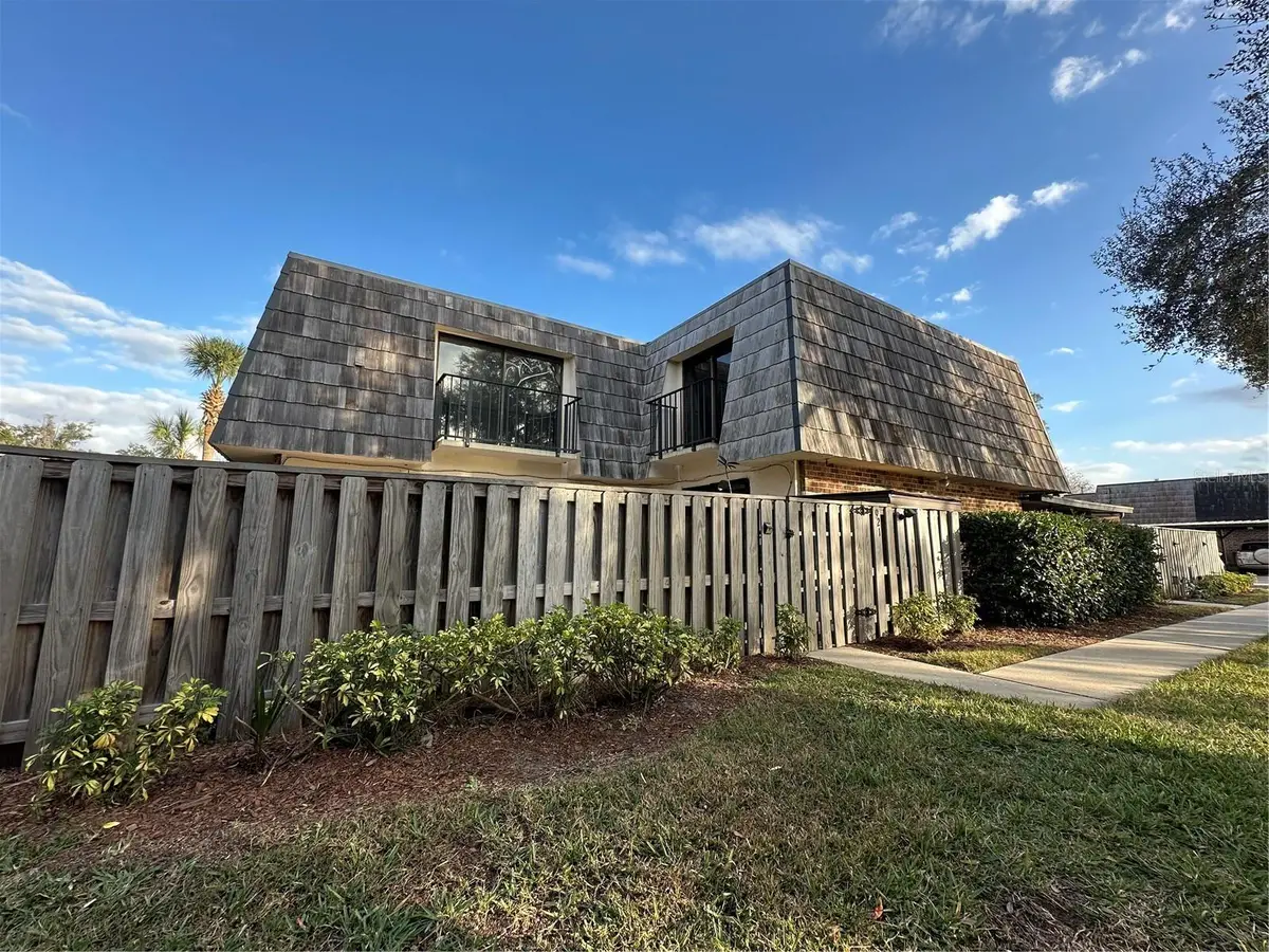 921 Royal Oak Boulevard, Leesburg, FL 34748 - Image #1