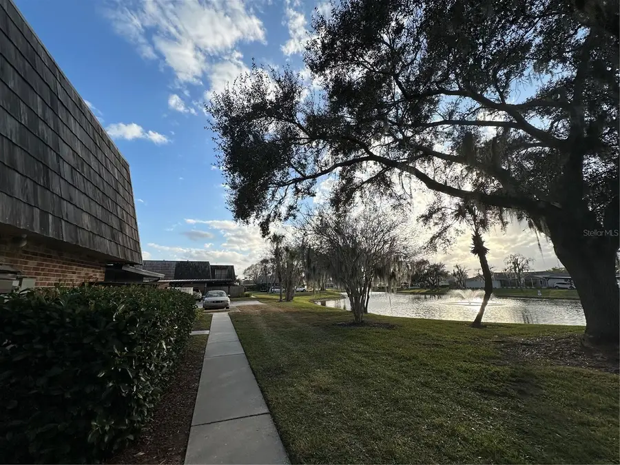 921 Royal Oak Boulevard, Leesburg, FL 34748 - Image #3