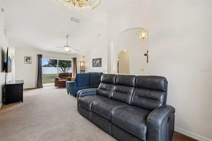 10118 Rockdale Drive, Leesburg, FL 34788 - Image #3