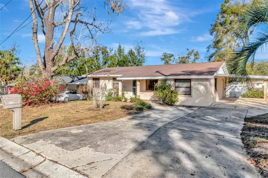 1021 Hollywood Avenue, Eustis, FL 32726 - #3