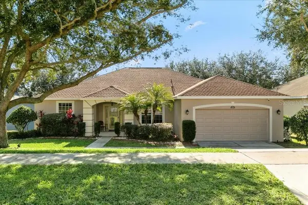 1679 Grandeflora Avenue, CLERMONT, FL 34711