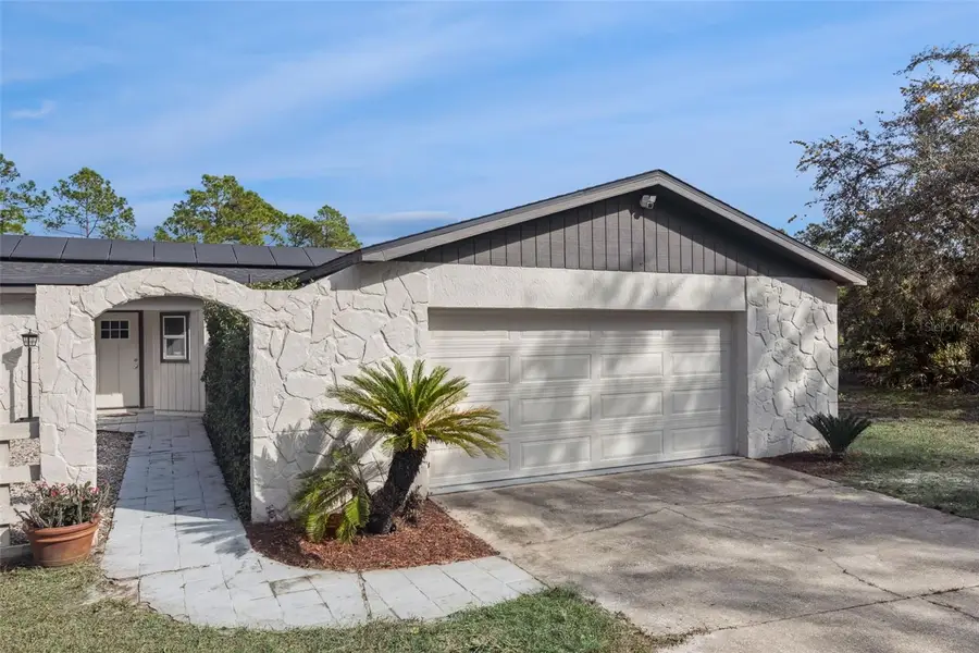 30109 Coconut Avenue, Eustis, FL 32736 - Image #2