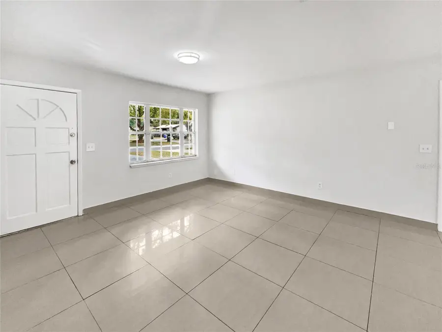 4202 Cromwell Drive, Tampa, FL 33610 - Image #3