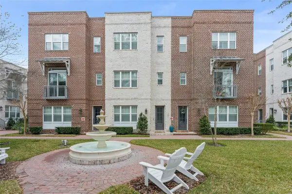 131 Oak Laurel Drive, WINTER GARDEN, FL 34787