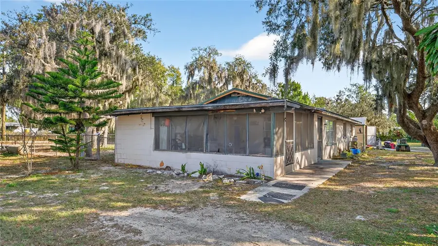 5230 Spirit Lake Rd, Winter Haven, FL 33880 - Image #2
